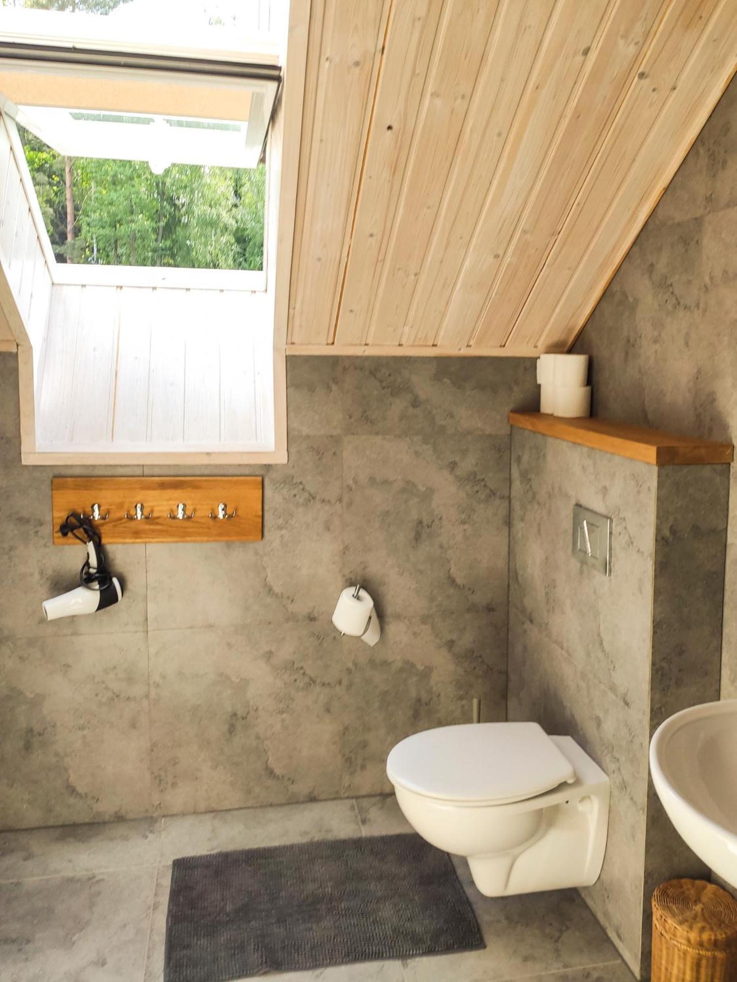 Mazursko - Komfortowe Apartamenty Nad Jeziorem, Sauna, Kominki Na Parterze Kretowiny Oda fotoğraf